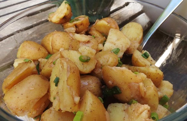 pecena-krompir-salata1