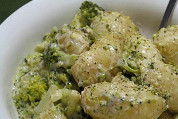 krompir-salata-sa-brokulom1